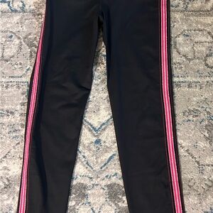Sleek Black and Pink Athletic Leggings with Side Stripes/legging Colombiano